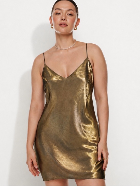 Aritzia Dresses & Skirts - Aritzia WILFRED Free Broué Gold Metallic Slip Dress Size M